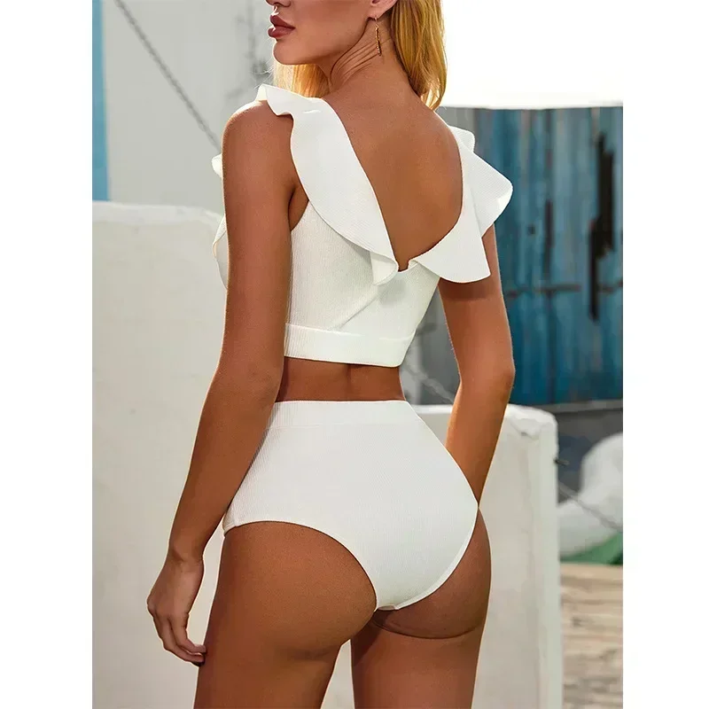 2025 Nuovo bikini sexy donna costume da bagno bianco costume da bagno volant scollo a V fibbia in metallo vita alta bikini da spiaggia set costume da bagno push up
