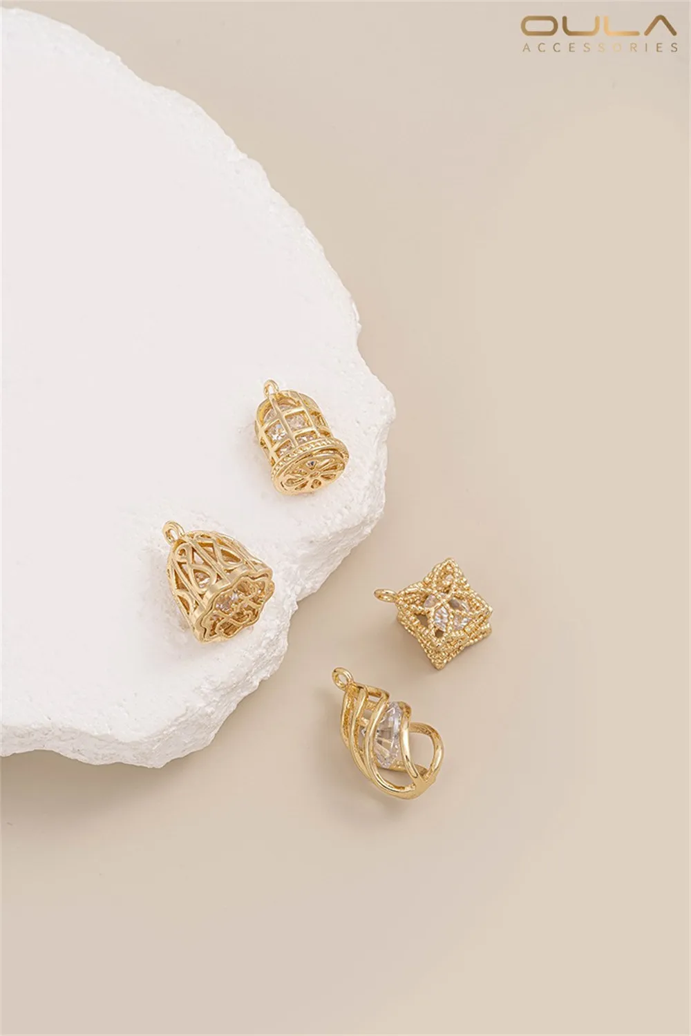 The Interior Features 14K Zircon Dynamic Pendant, Gold-plated Water Drop Birdcage Lotus Pod, and Is A Diy Decorative Pendant