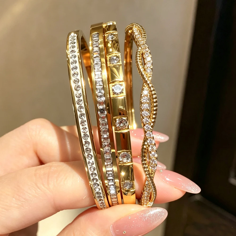 Yupsk 8-teiliges Set aus Edelstahl-Armbändern und -Ringen für Damen, exquisiter, glänzender Schmuck mit Zirkonia-Einlagen, geeignet für den täglichen Gebrauch. – Detail 6