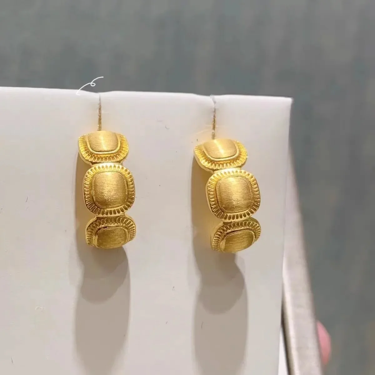 Elegant 14K Gold Color Earrrings for Women Thickening Square Small Bread Earrings Never Fade Wedding Christmas Jewelry Gifts