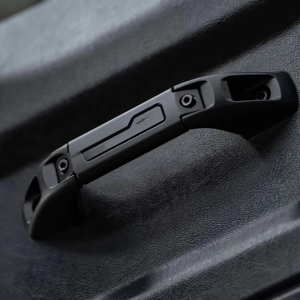 Summer Auto Part Car Decoration Accessories 6061 Aluminum Plumb Series Black Inner Door Handle for L663 Defender 90 110 130