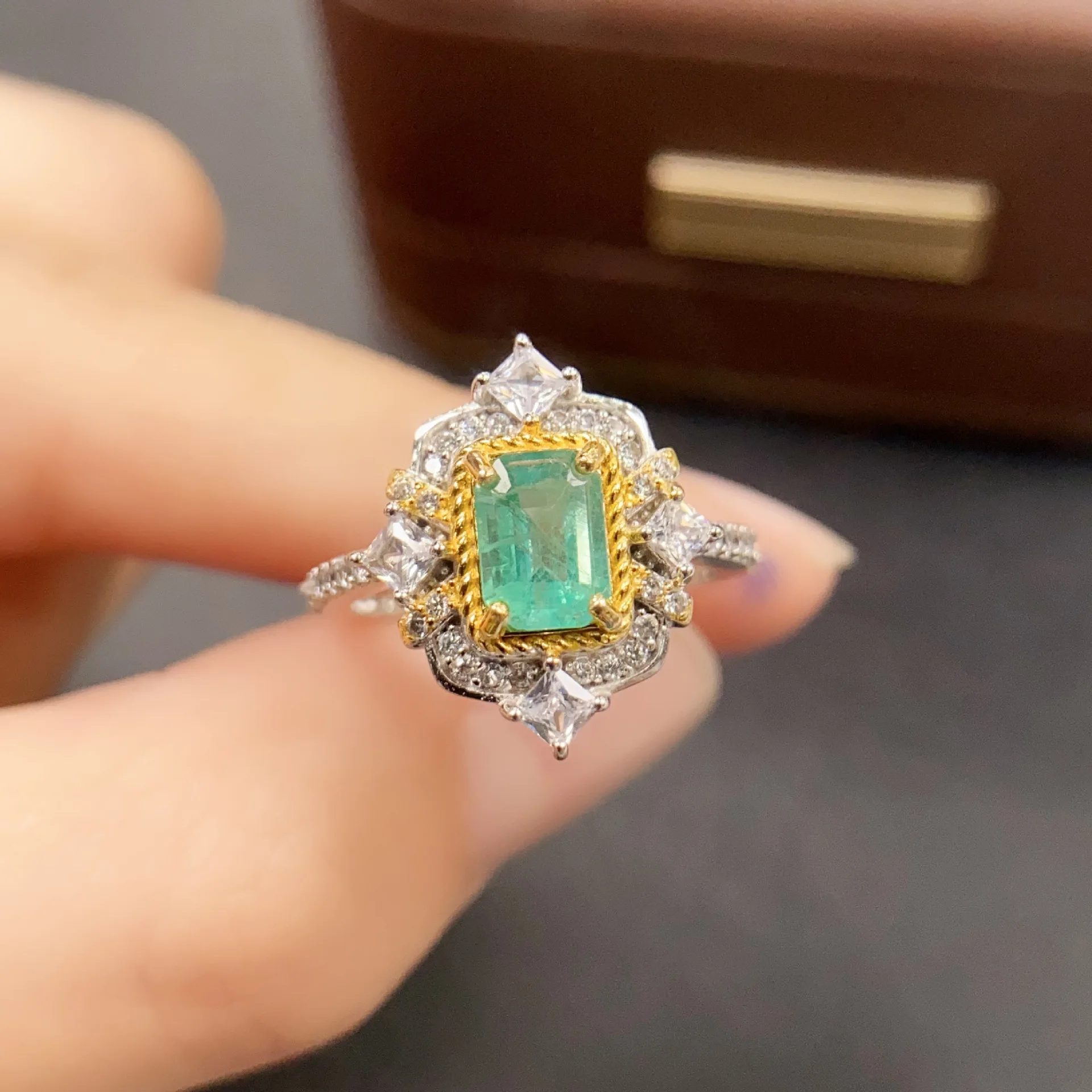 Natural Emerald Ring 5*7mm Rectangle Stone Two Tone S925 Silver White Zircon Halo Adjustable Women Vintage Gem Jewelry