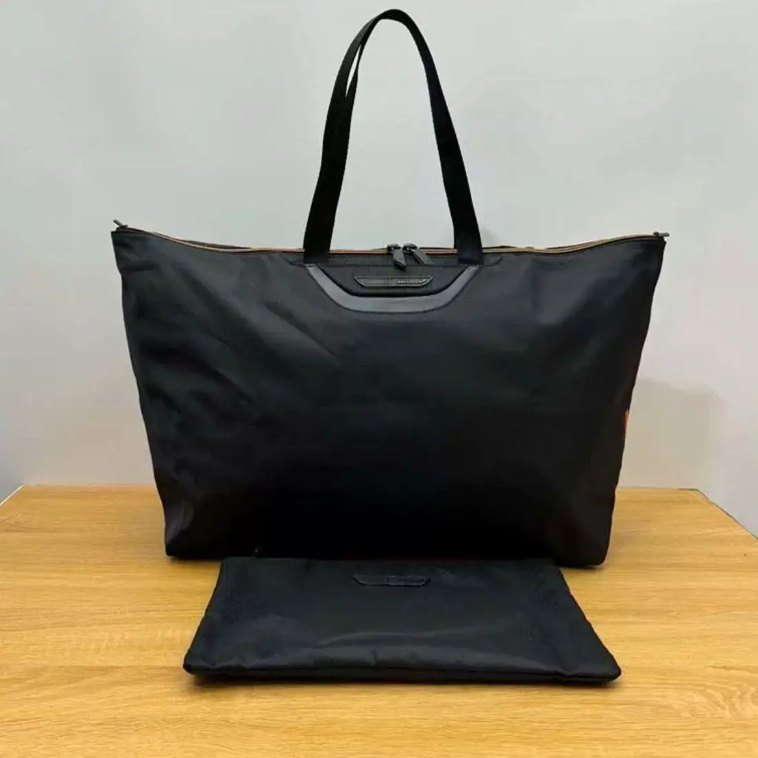 

Executive Foldable Tote for Men, Compact Travel Bag with Organizer, Water-Resistant Business Bag 373040