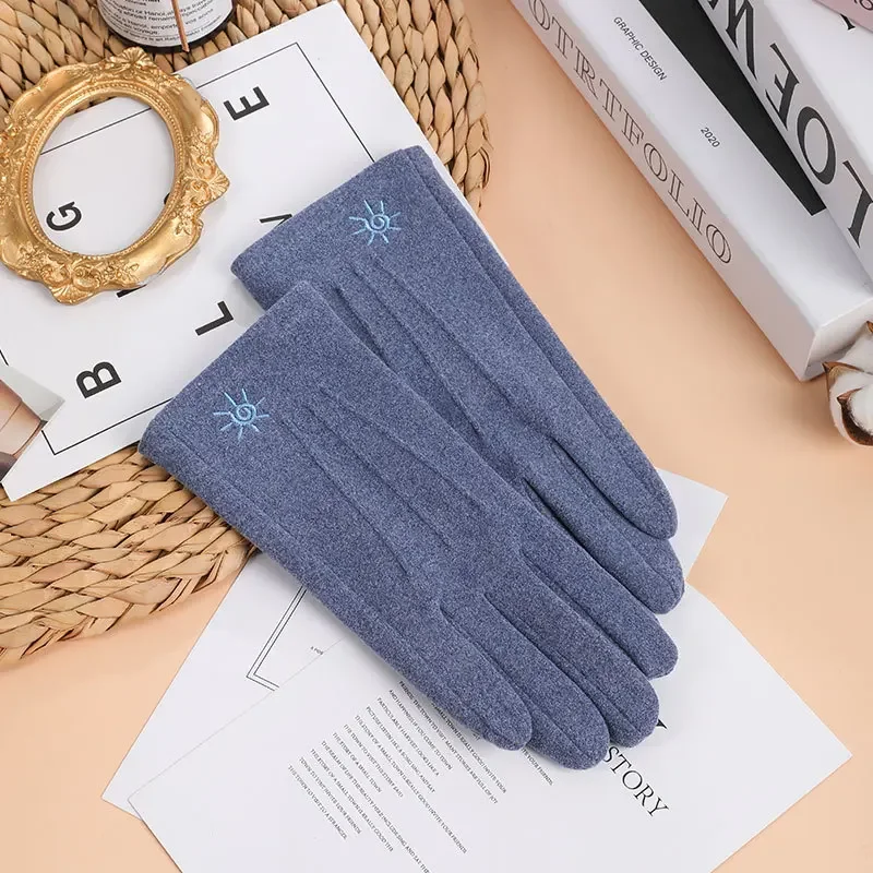 

Winter Female Single Layer Warm Cashmere Full Finger Button Cycling Mittens Women Suede Leather Touch Screen Driving Gloves