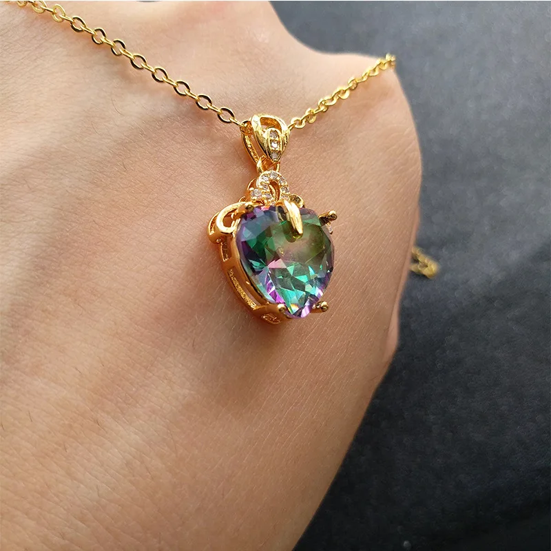 Fashion Income Colorful Love Crystal Necklace Beautiful Heart Shaped Gemstone Pendants Engagement Party Gifts for Lucky Girls