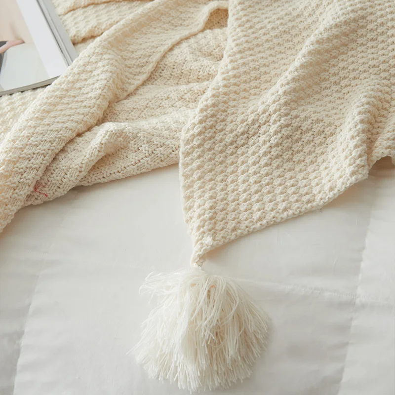 Cream Throw Gift Knitted Blanket Solid Color Fringe Decoration Blanket Cover Bean Blankets for Office Nap Couch and Bed Wh19