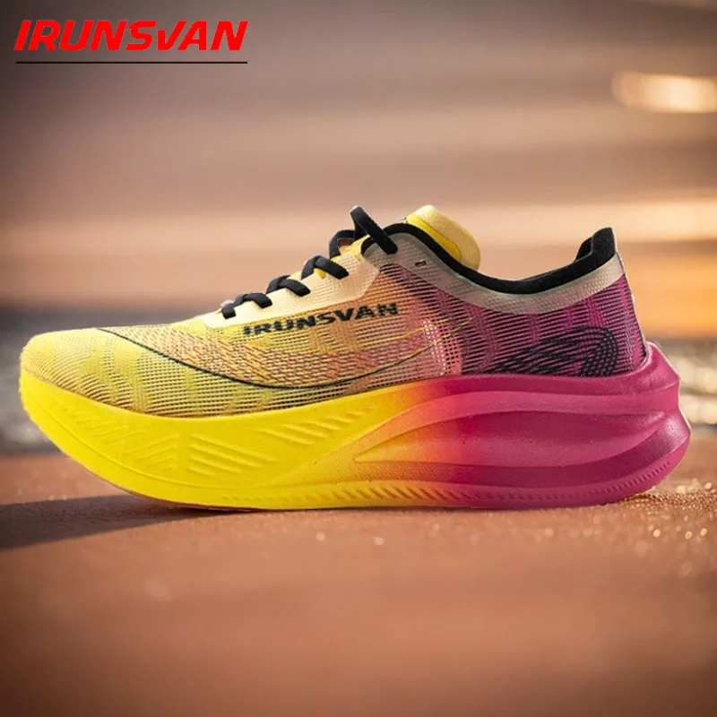 รองเท้าวิ่ง IRUNSVAN Rehuo 1.0 รุ่นพื้นคาร์บอนเต็มแผ่น สำหรับวิ่งมาราธอน น้ำหนักเบาพิเศษ สำหรับผู้ชาย รุ่น 24028