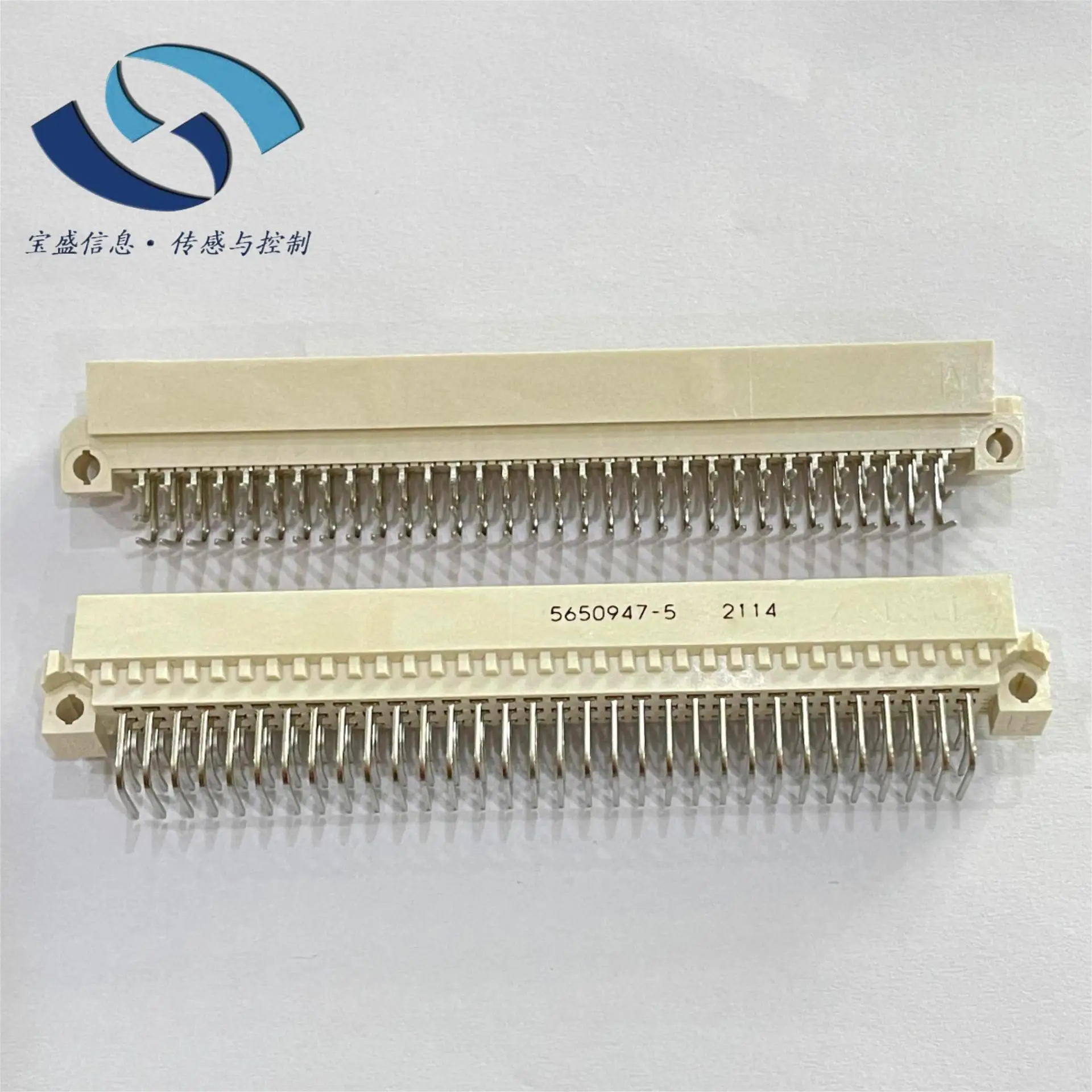 

2025 5650947-5 TE/Tyco, разъем объединительной платы, 96-битный разъем DIN, штекер, золотой, сквозное отверстие, прямоугольный