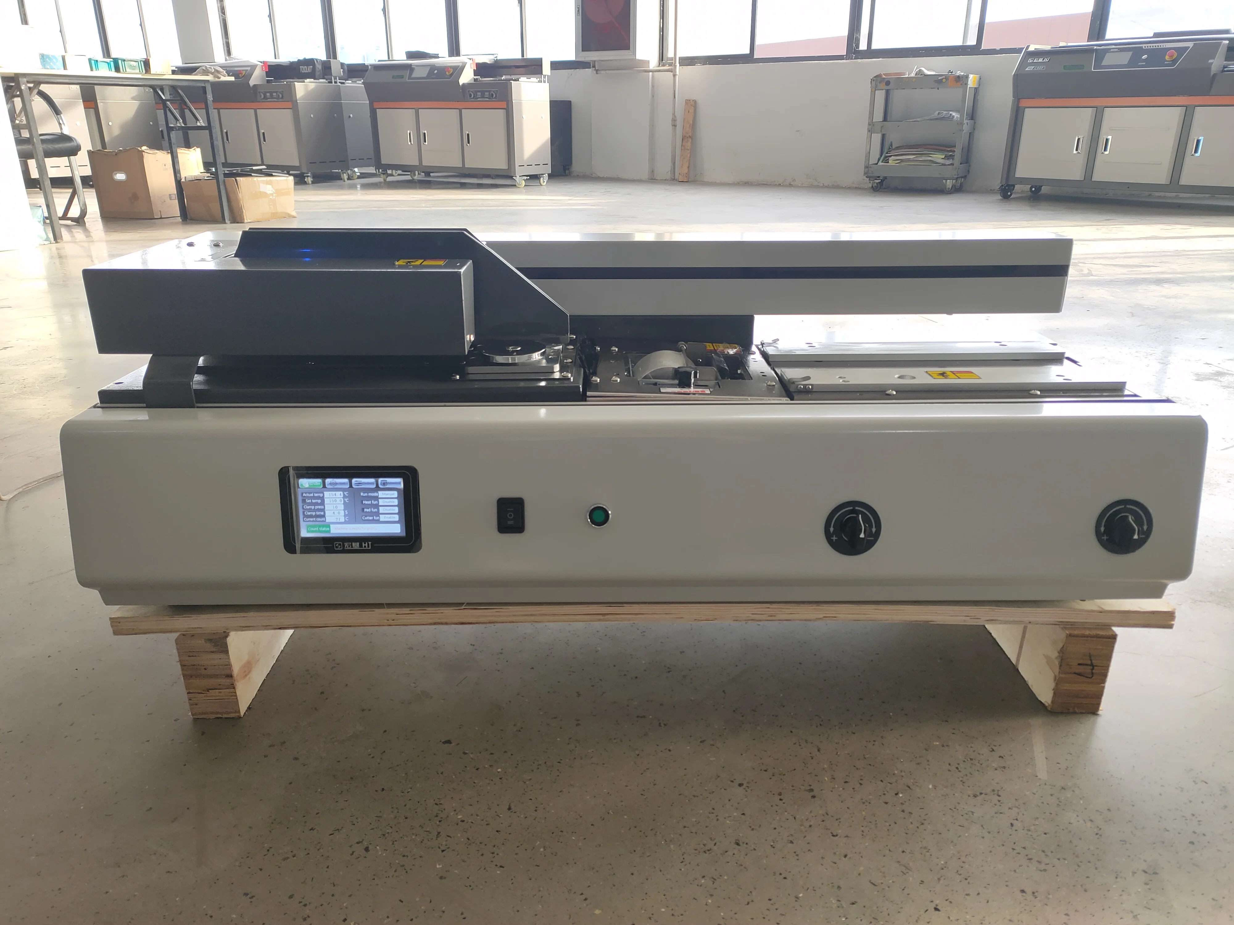 B40F New Design Desktop Glue Binding Machine Electric Book Binding Machine Perfect Glue Binder