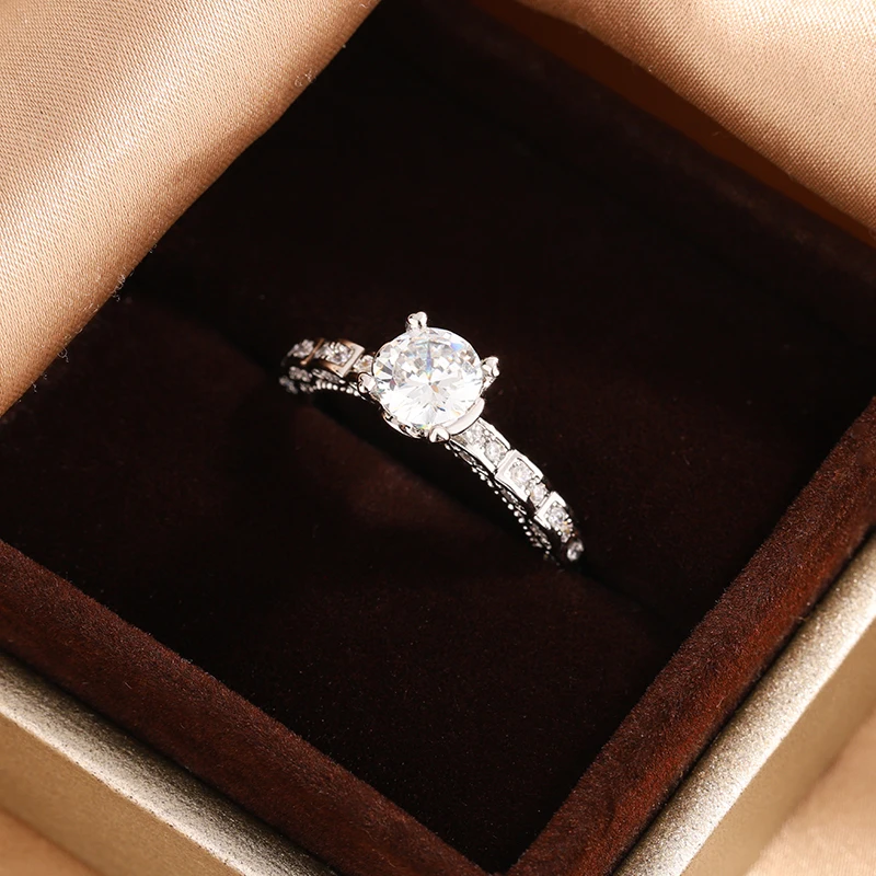 

Classic Wedding Band Finger Ring for Female 925 Silver Plated High Class AAA Zircon Stones Charming Party Jewelery