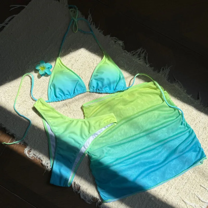 2026 Bikini sexy Costumi da bagno femminili Donna Costumi da bagno a tre pezzi Costumi da bagno da spiaggia Costumi da bagno Bikini brasiliano Set Piscina Bagnante