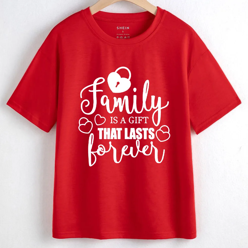 Valentine\'s Day Family Matching Outfit Family Is A Gift That Lasts Forever Print Mommy Daddy Daughter Son T-shirt Casual Clothes