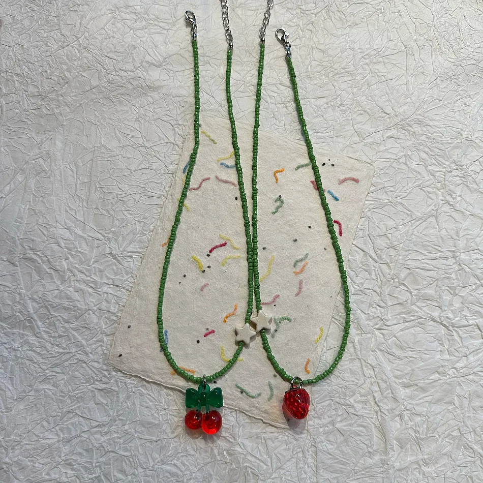 Korean Super Cute Strawberry Beaded Necklace Childlike Fun Y2k Green Fruit Cherry Collarbone Chain Neck Chain Female