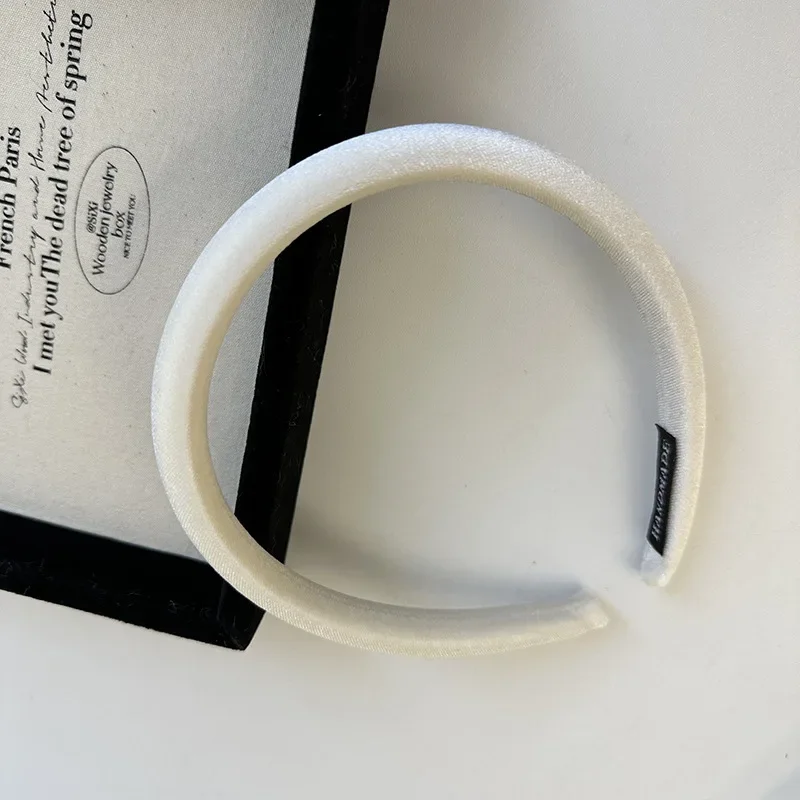 

Korean Style High Sense Autumn Winter Narrow Version Gentle Texture Velvet Fine Solid Color Headband Hair hoop Hair Accessories