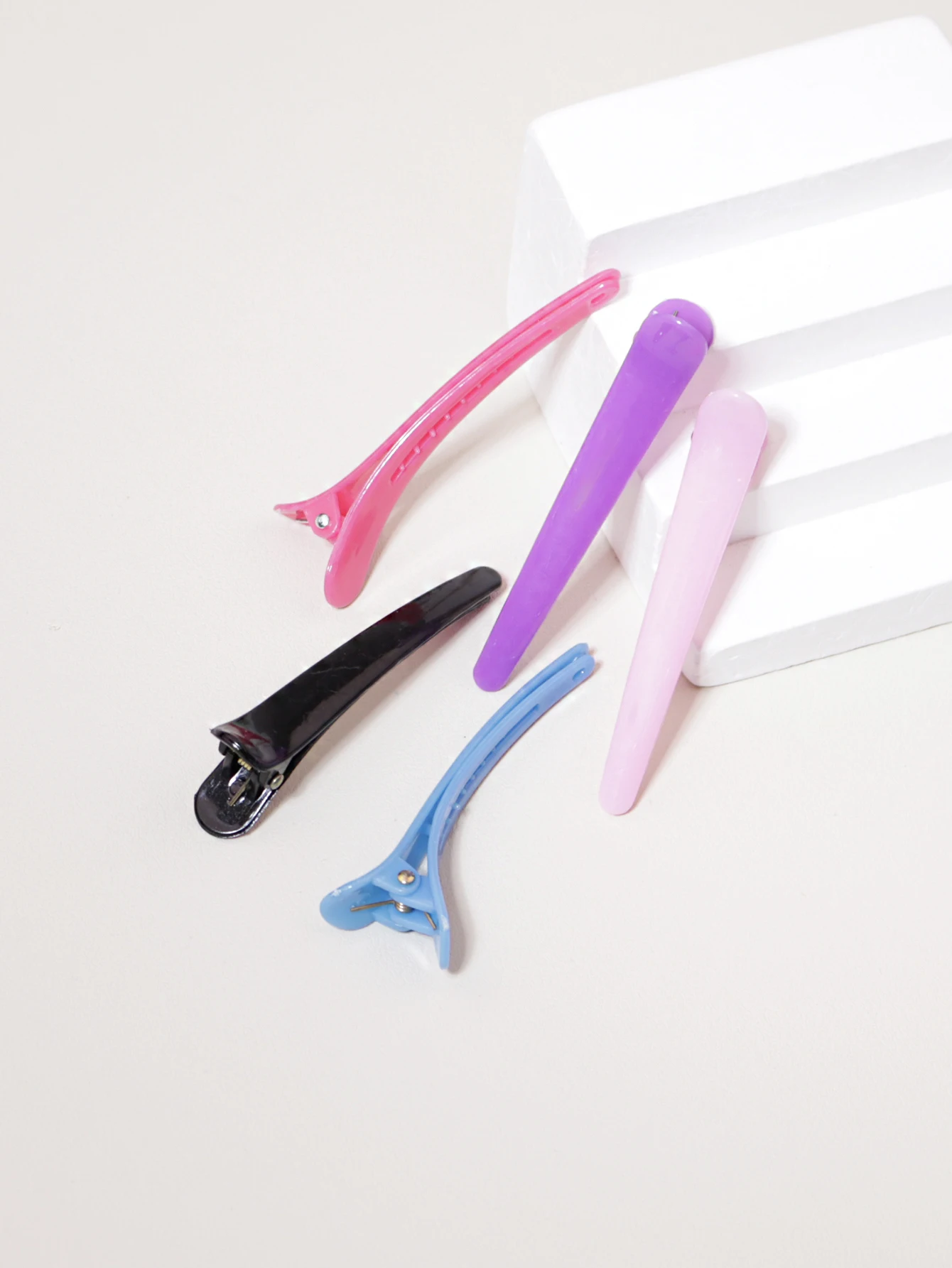 5 pieces of multi color professional salon hairstyle split style hair clips, fluffy DIY clip hair Special for real hair wigs