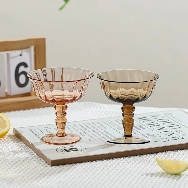 Medieval Goblet Cocktail Wine Glasses French Creative Colored Water Ripple Thread Green Blue Amber Roman Column Wedding Wine Cup