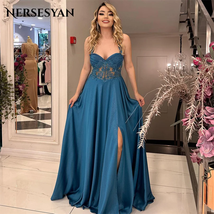 

Nersesyan Fashion Side Slit Evening Gowns Pleated Sleeveless Appliques Party Dresses Long A Line Draped Vestidos De Fiesta 2023