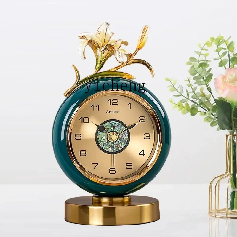 D3- Living Room Personalized Clock Ornament Bedroom Light Luxury Clock