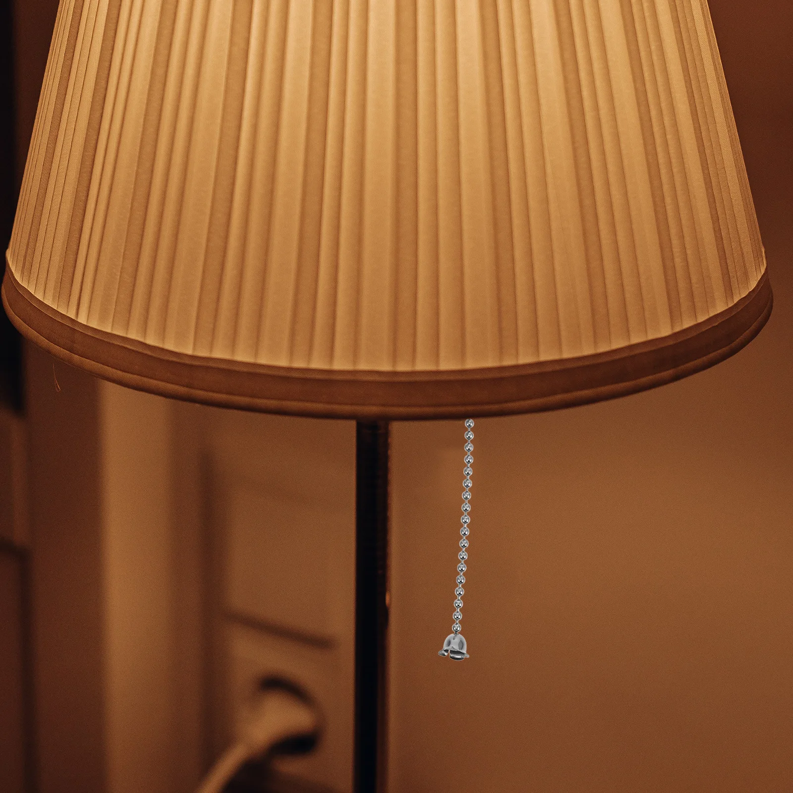 

Pull Chain Light Socket Durable Plastic Lampholder Easy Replace Pull String Lamp Base Ceiling Wall Lamp Holder Accessory