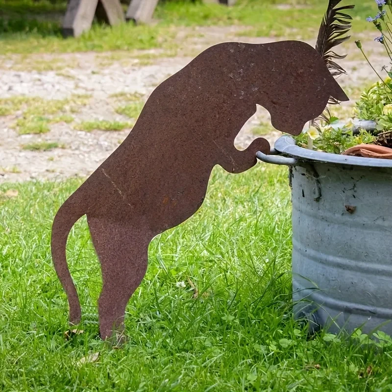 Rustic Metal Cat Garden Statue – Classic Outdoor Courtyard Decor – Durable Lawn Ornament – Mother's Day Gift – Earth Tone