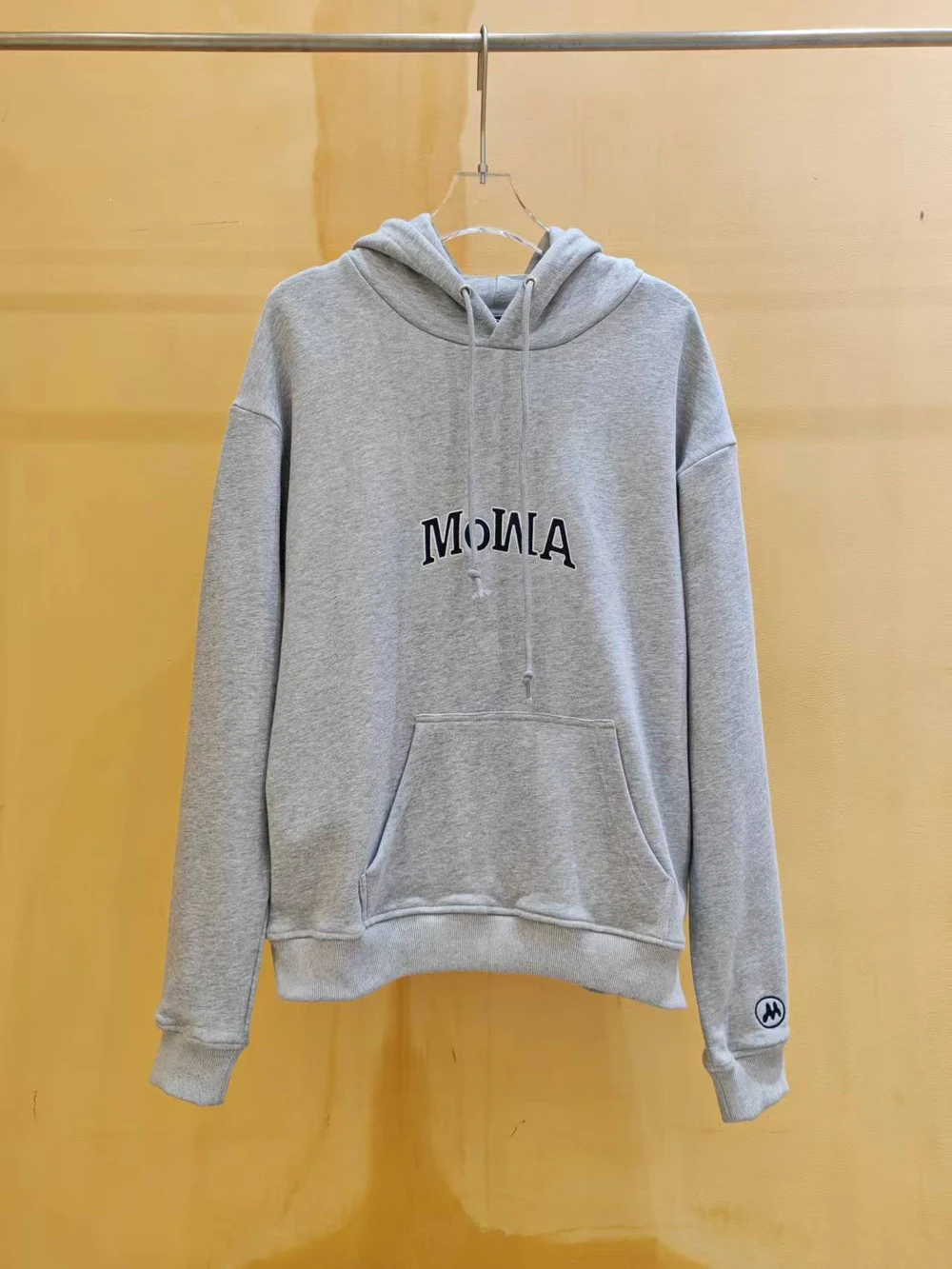 

2025 Mowalola high quality Mowa Embroidery Grey hoodies oversized men women hooded sweatshirt short hoody