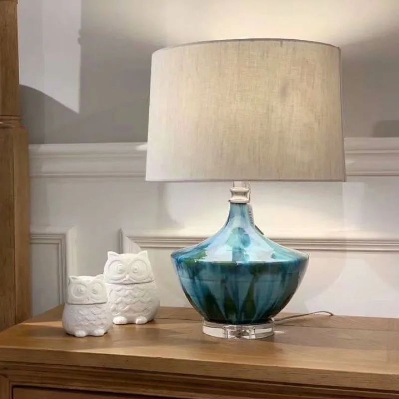 Americano retro luz lâmpada de mesa luxo simples modelo hotel quarto decorativo ornamento cerâmica lâmpada mesa