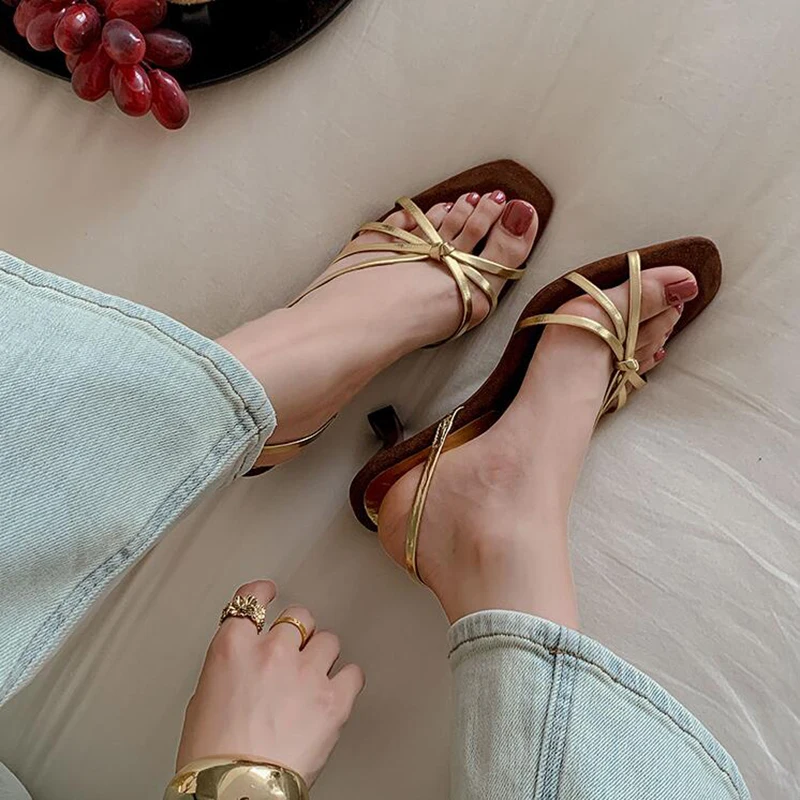 French Style Narrow Band Kitten Heel Sandals Women Summer Shoes 2024 New Arrival Cowide Leather Open Square Toe Sandals Wine Red