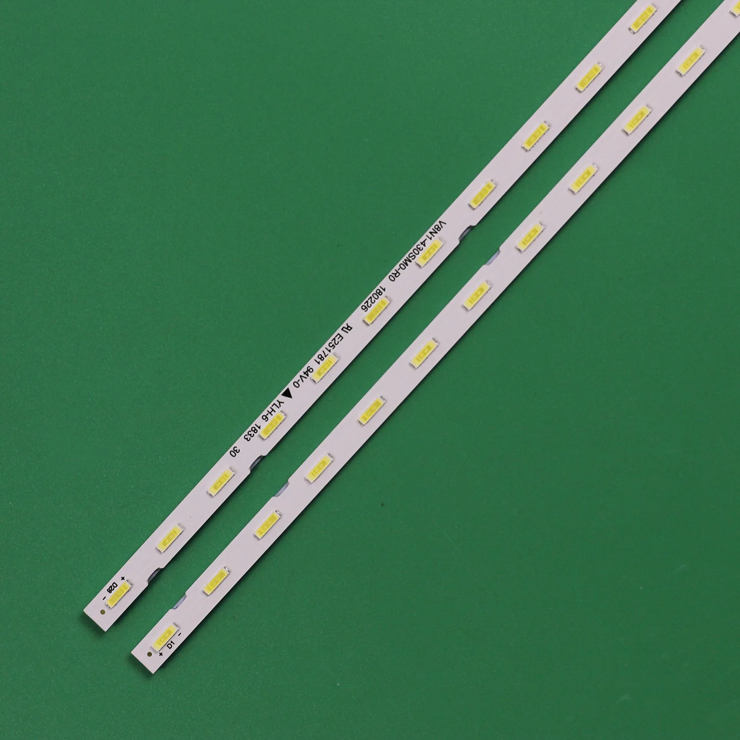 Striscia di retroilluminazione a LED per Samsung AOT_43_NU7100F_2X28_3030C BN44-00947A BN96-45954A UE43N5510 UE43N5570AU