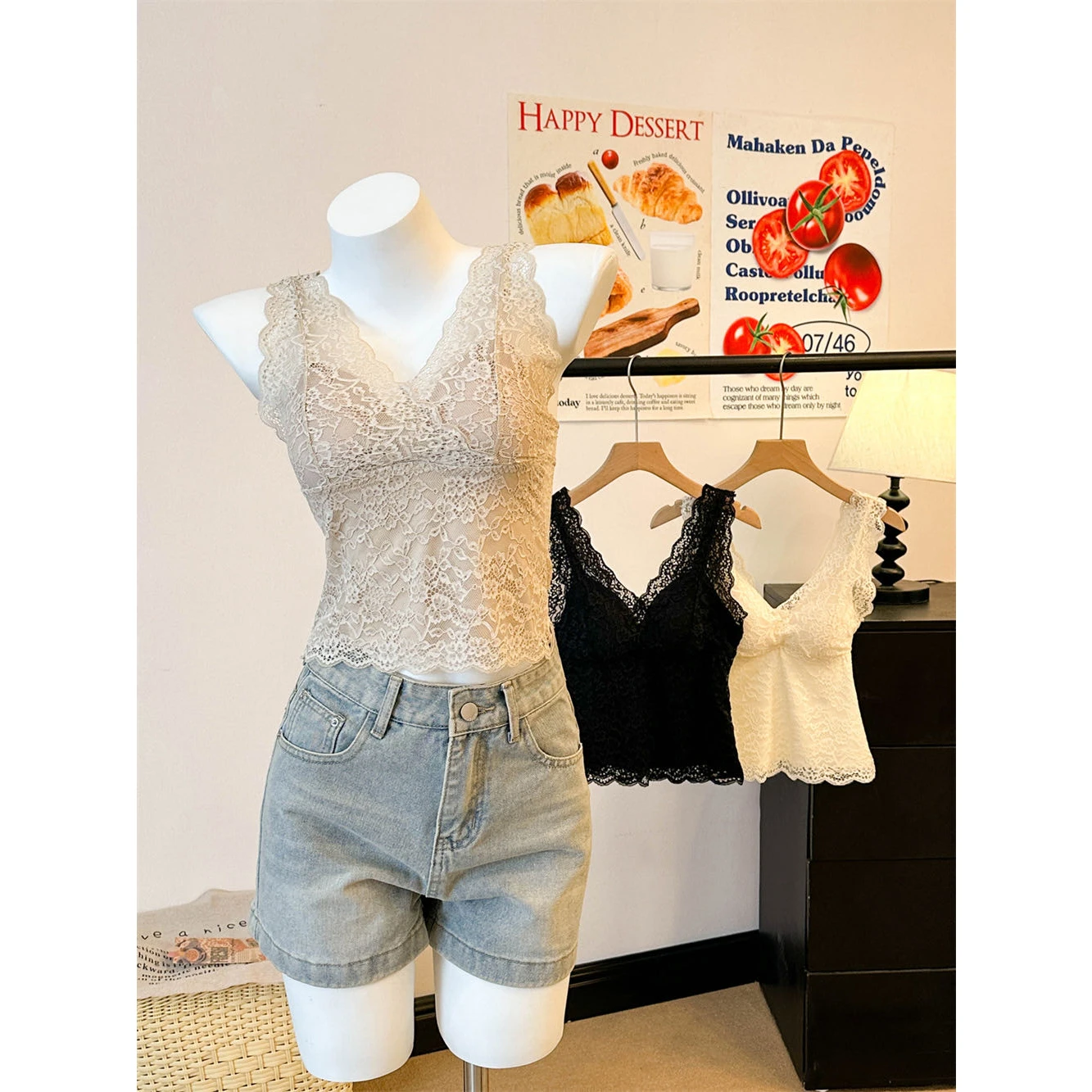 Lace Trim Camisole Tank Top with Chest Pad Korean Style Slim Fit Inner Wear Optional Layering Vest Women's Short Sleeve Shirt