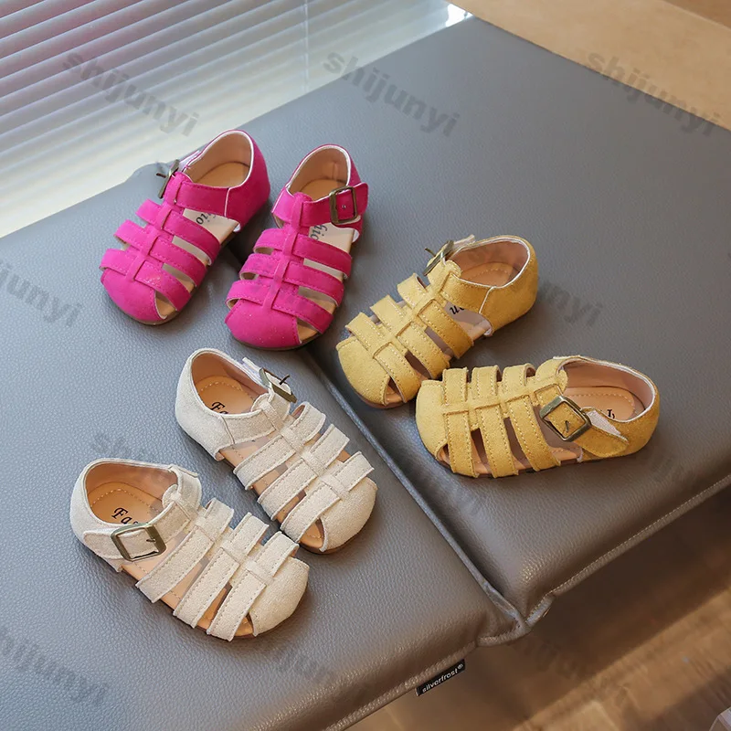 

Children's Sandals 2025 Summer New Breathable Fashion Buckle Strap Soft Sole Beach Shoes Lightweight Comfortable Casual Shoes