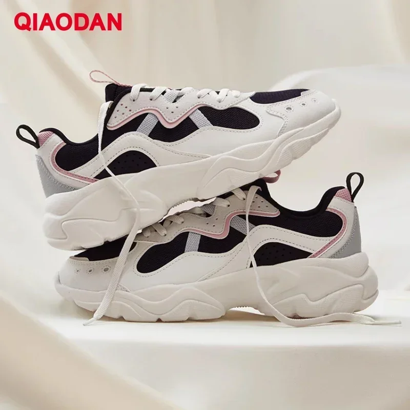 QIAODAN Female Breathable Mesh Casual Shoes Women's 2026 New Lightweight Shock-Absorbant Outdoor Sneakers XM26210311