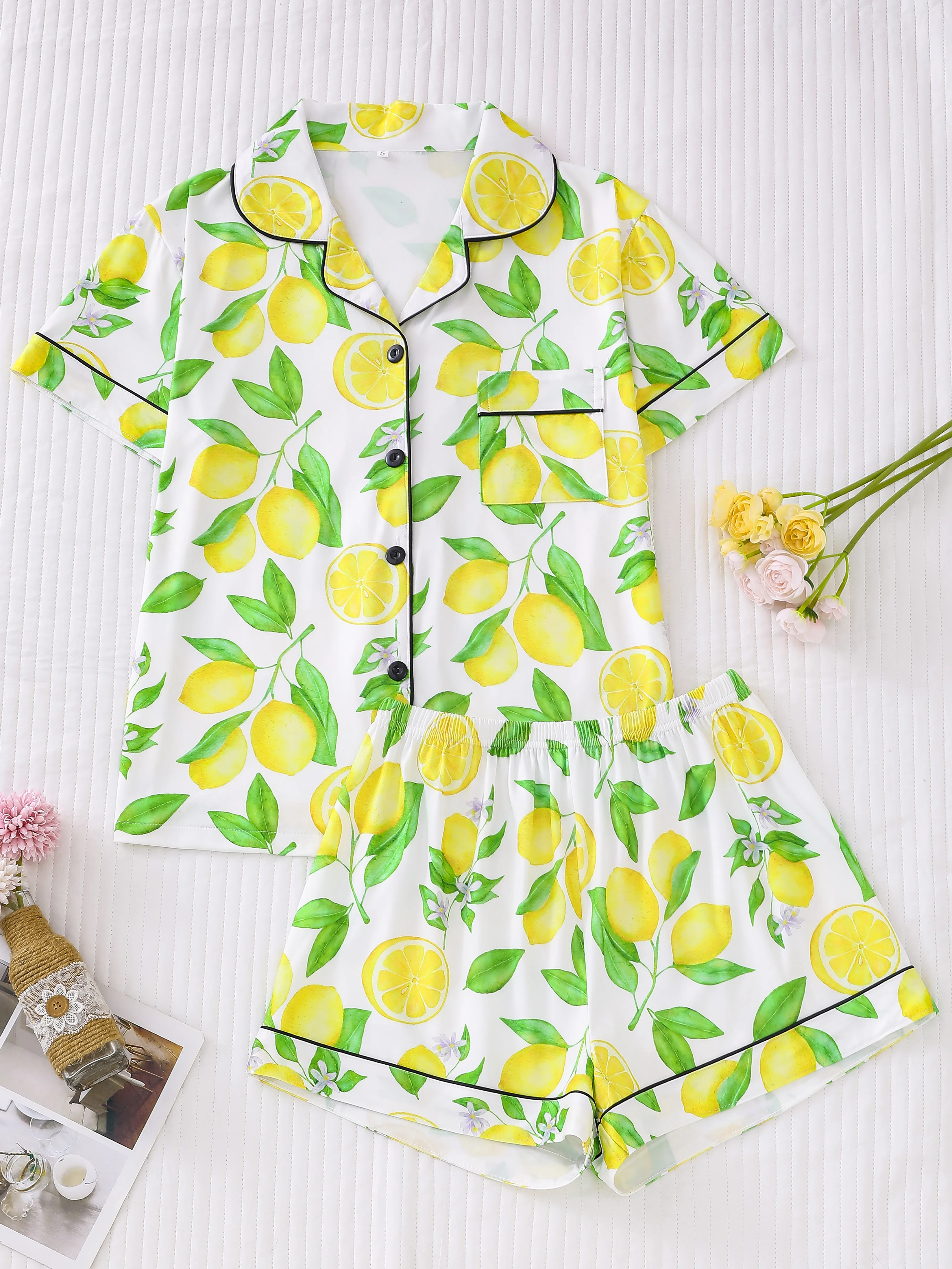 Fresh lemon print pajama set for women short-sleeved top with button-down lapels and loose stretch shorts loungewear for women