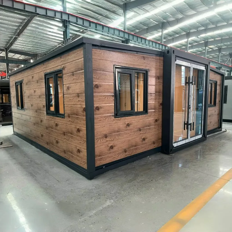 Portable 20ft/40ft Expandable Steel Container House Contemporary Design Modular Soundproof & Insulated Quick Assembly