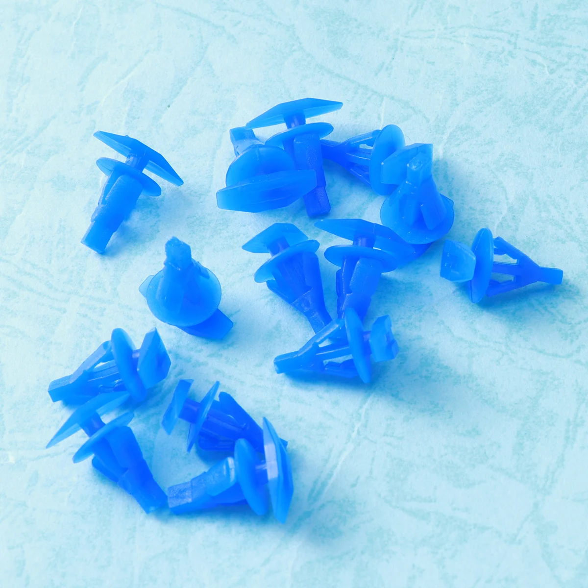 

100 Pcs Car Interior Clamp Fasteners Automotive Push Pins Bumper Clips Heavy Duty Nylon Vibration Resistant Easy Removal