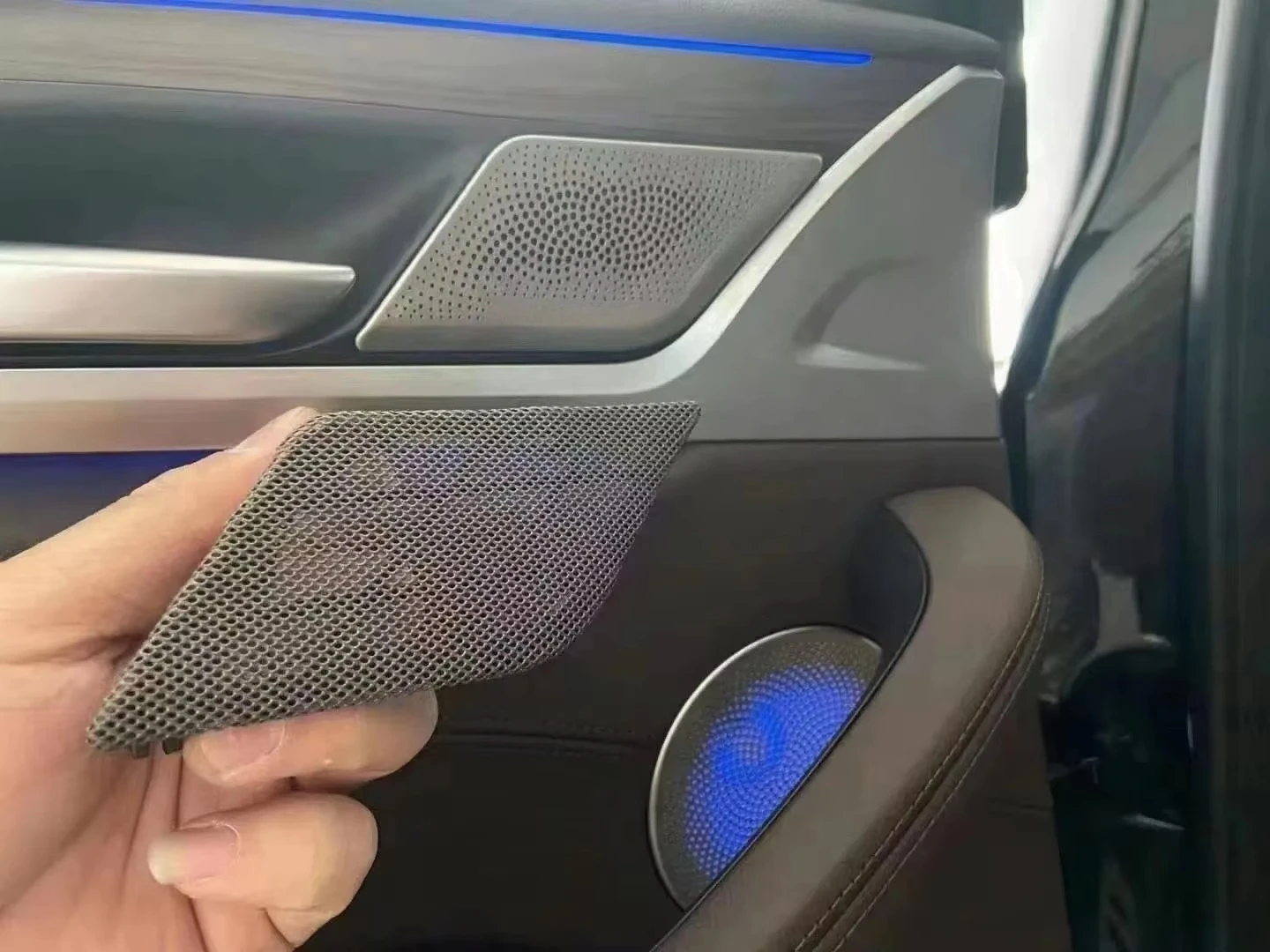 Door Speaker Glow Tweeter Audio Speaker Cover Trim For BMW X5 X7 G05 G07