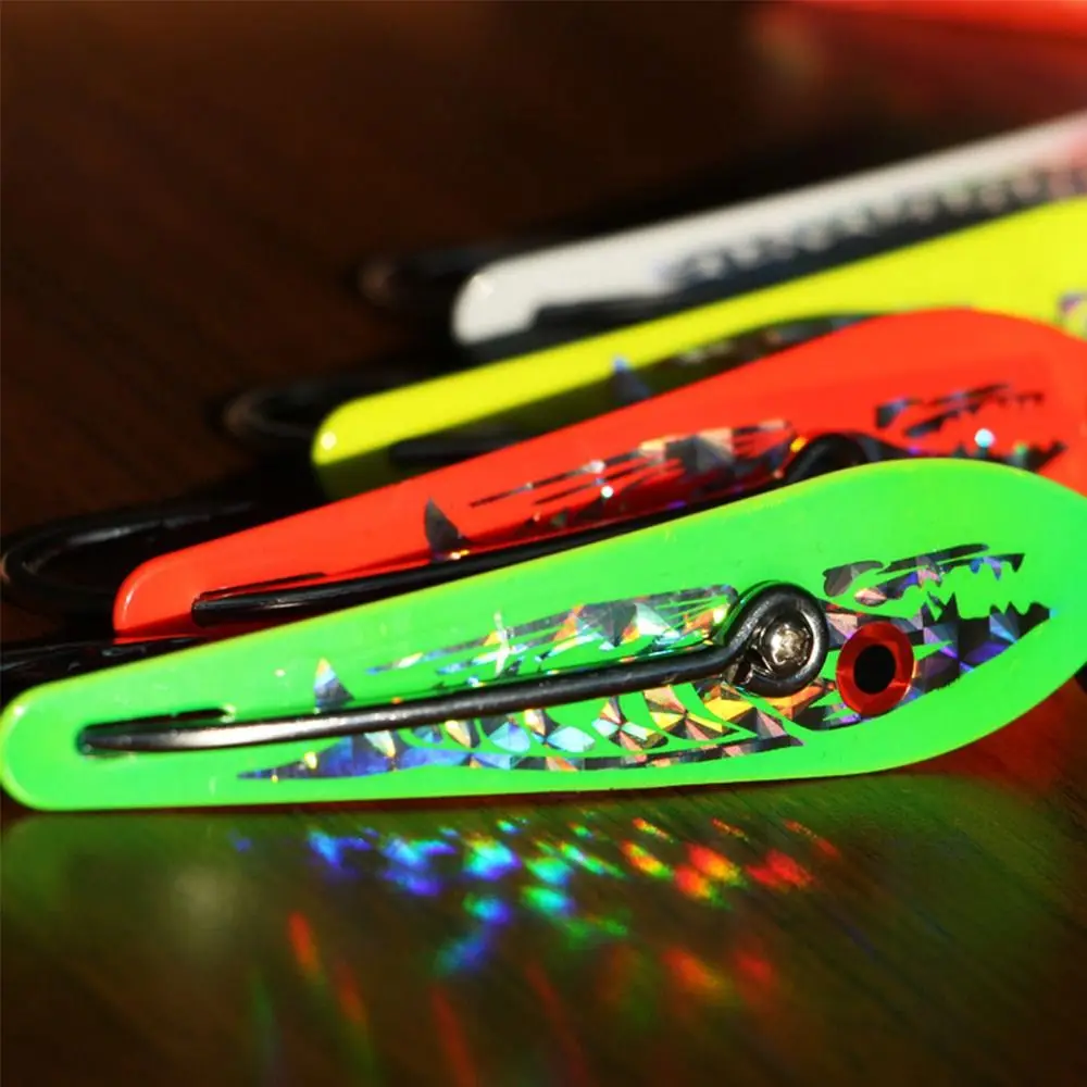 حار معدن دائم كرنك الطعم الصيد إغراء خطاف ثلاثي ملعقة سبينر