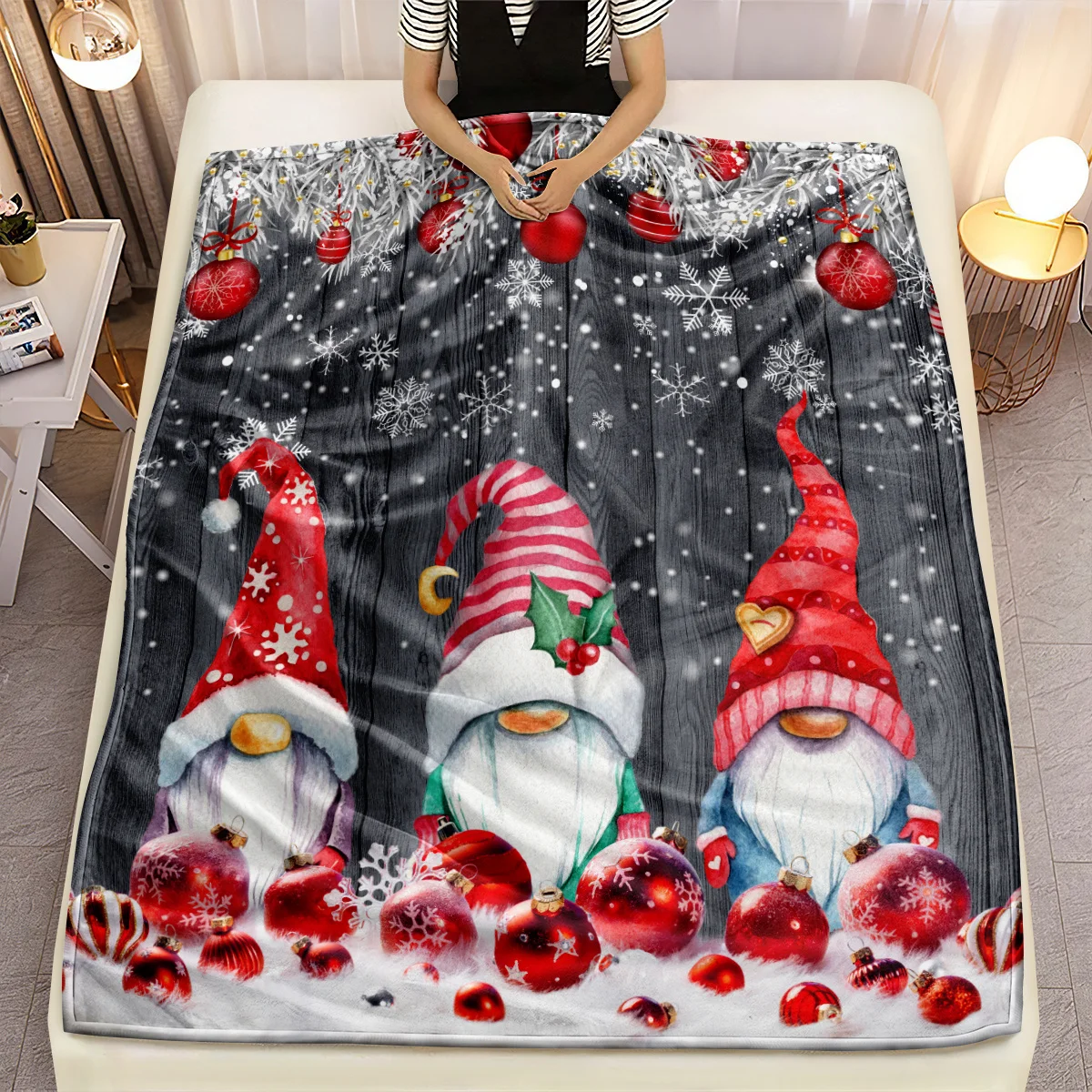 Santa & Snowman Pattern Blanket Soft & Cozy Warm Flannel Blanket Great for Sofa Bed Office & Travel Machine Washable