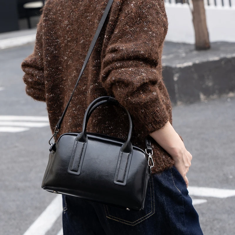 

Ladies fashionable luxury designer handbag Women's oil wax leather shoulder bag high-quality genuine leather crossbody bags