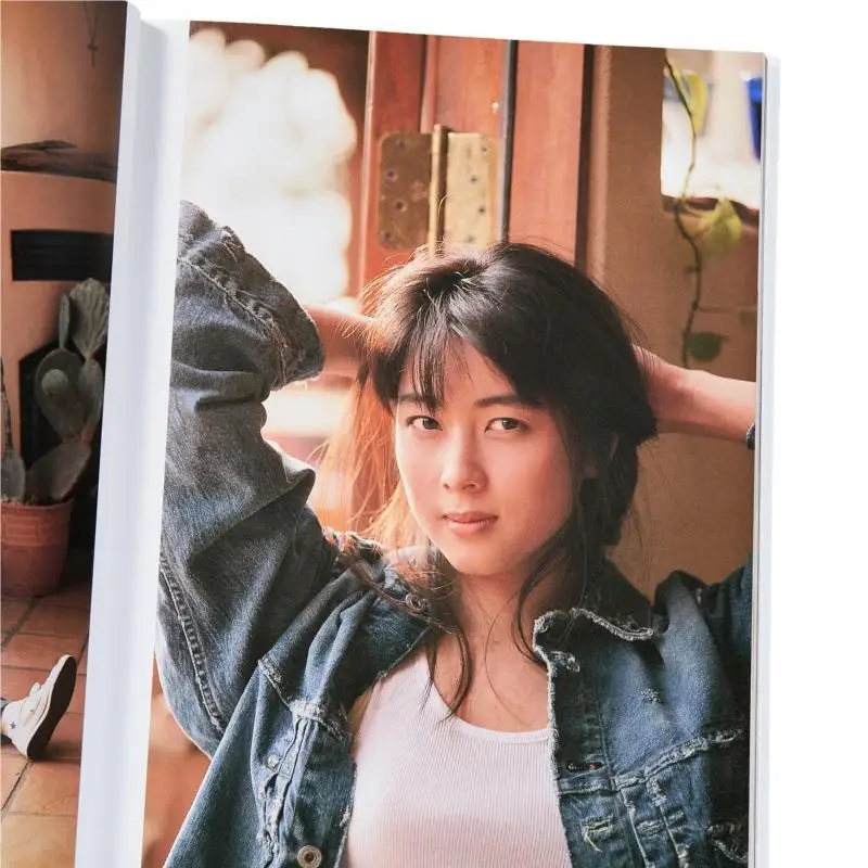 ZARD COLORS ZARD BGram RECORDS 4580740636371 كتاب #3