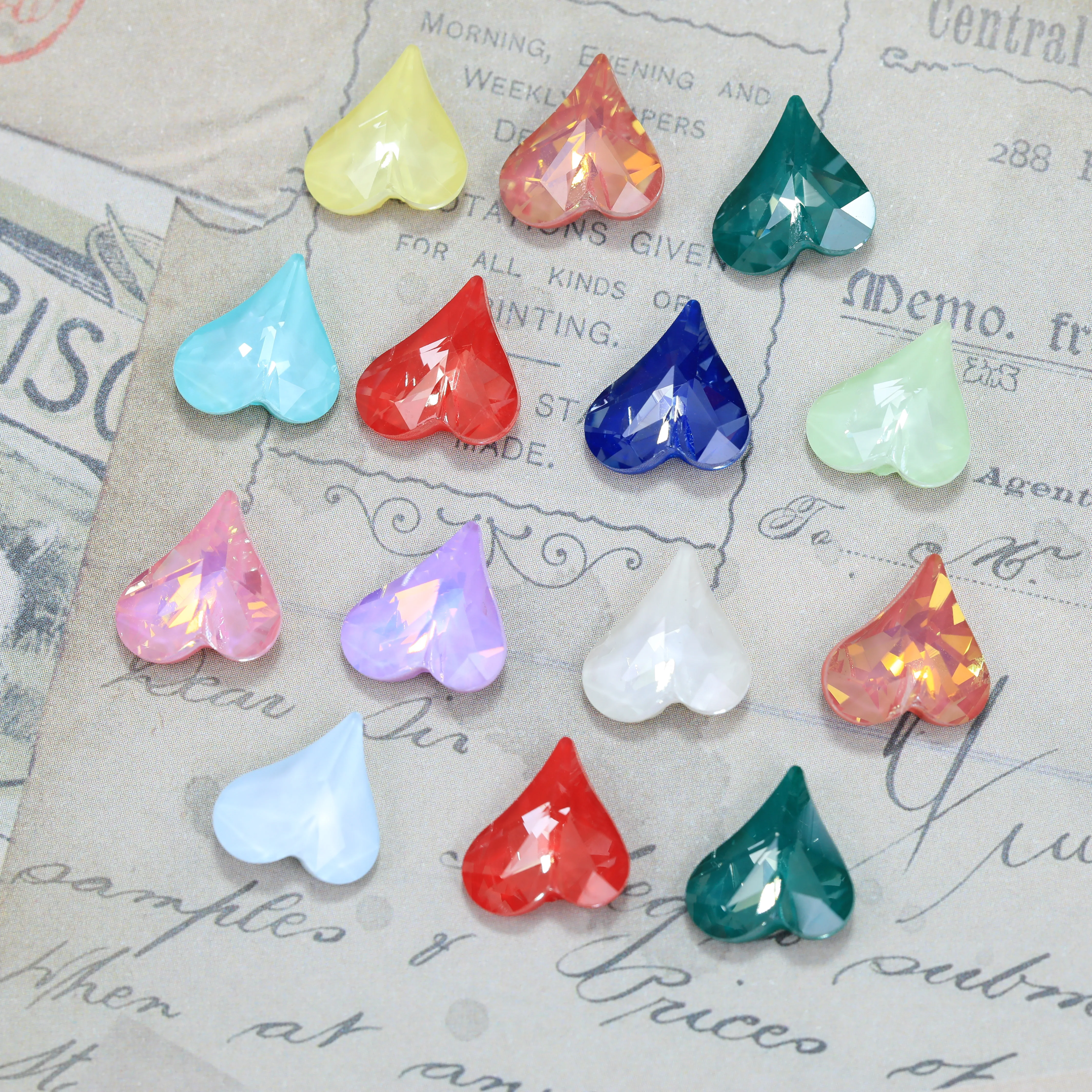 Pro Series Glänzende Kristall-Herzsteine mit spitzer Rückseite, Sonderfarben, Fancy Stones, DIY-Zubehör für Taschen, Schuhe, Hochzeitskleider – Detail 4