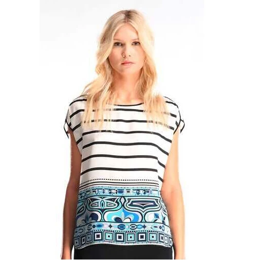 

Modern Stripe Batwing Sve Elastic Knitted T-irt Women's Loose Fit Summer Top round Ne ort Sve Geometric Pattern