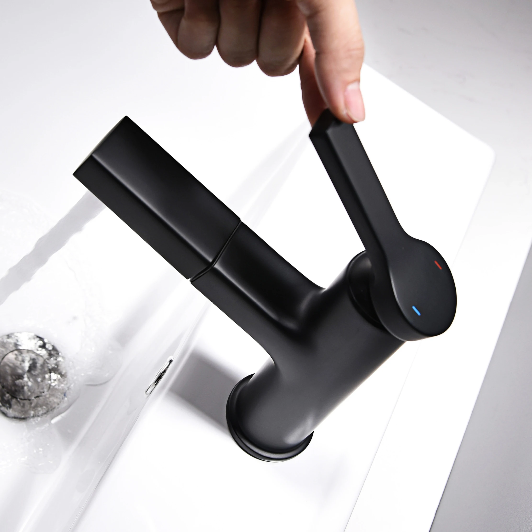 Pull-out Faucet Bathroom faucet for bathroom Removable single handle bathroom sink faucet, black chrome finish sink faucet