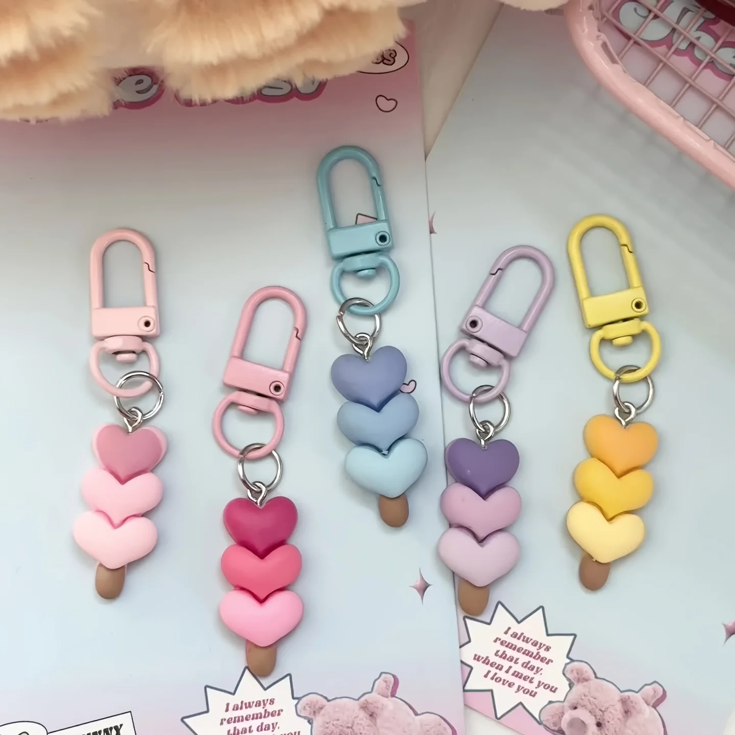 5/10 assorted gradient heart-shaped keychains, colorful heart-shaped keychain, bag keychain, headphone hanger