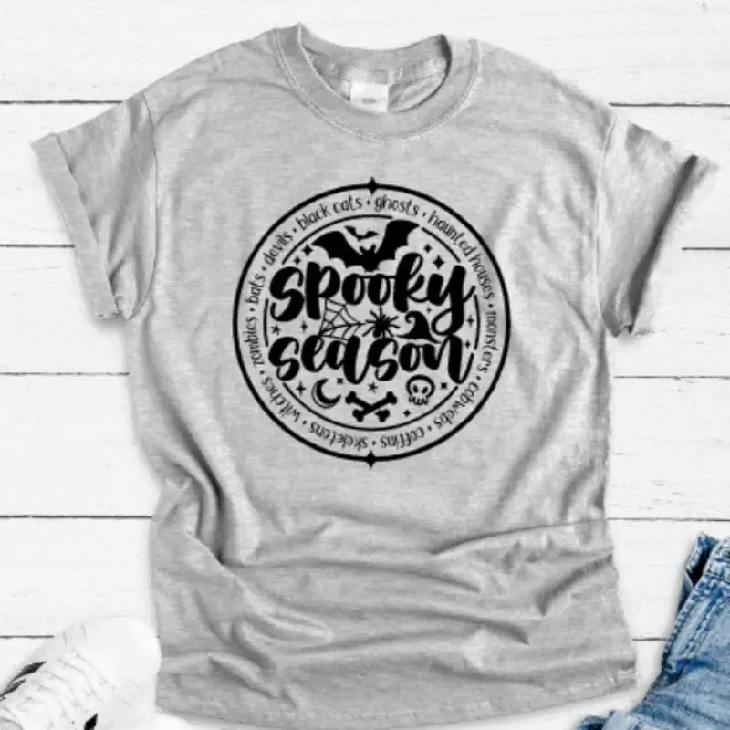 

Серая футболка на Хэллоуин «Жуткий сезон»