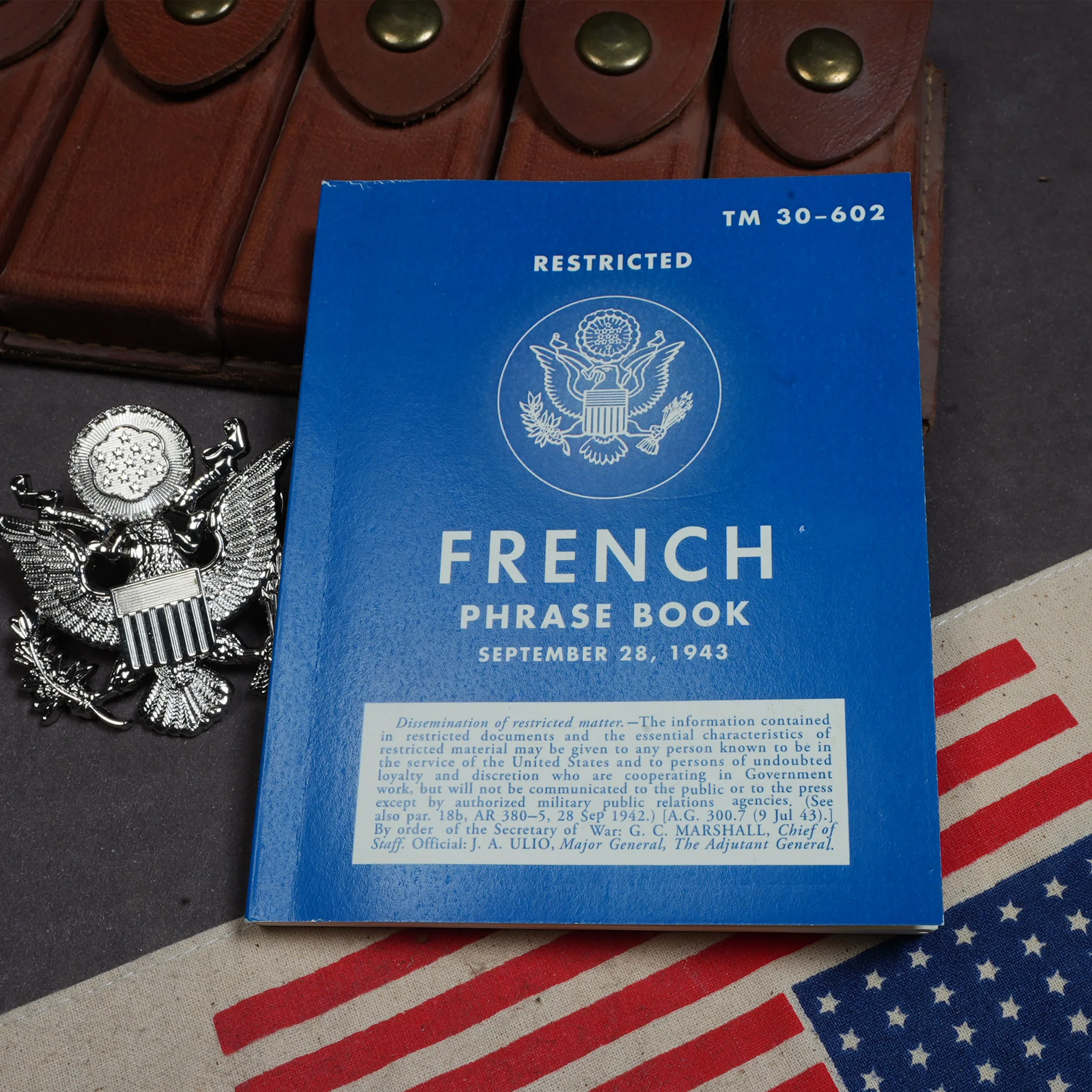 第二次世界大戦 アメリカ M1943 ノルマンディー上陸作戦 『フランス語会話集』 コレクターズプロップ