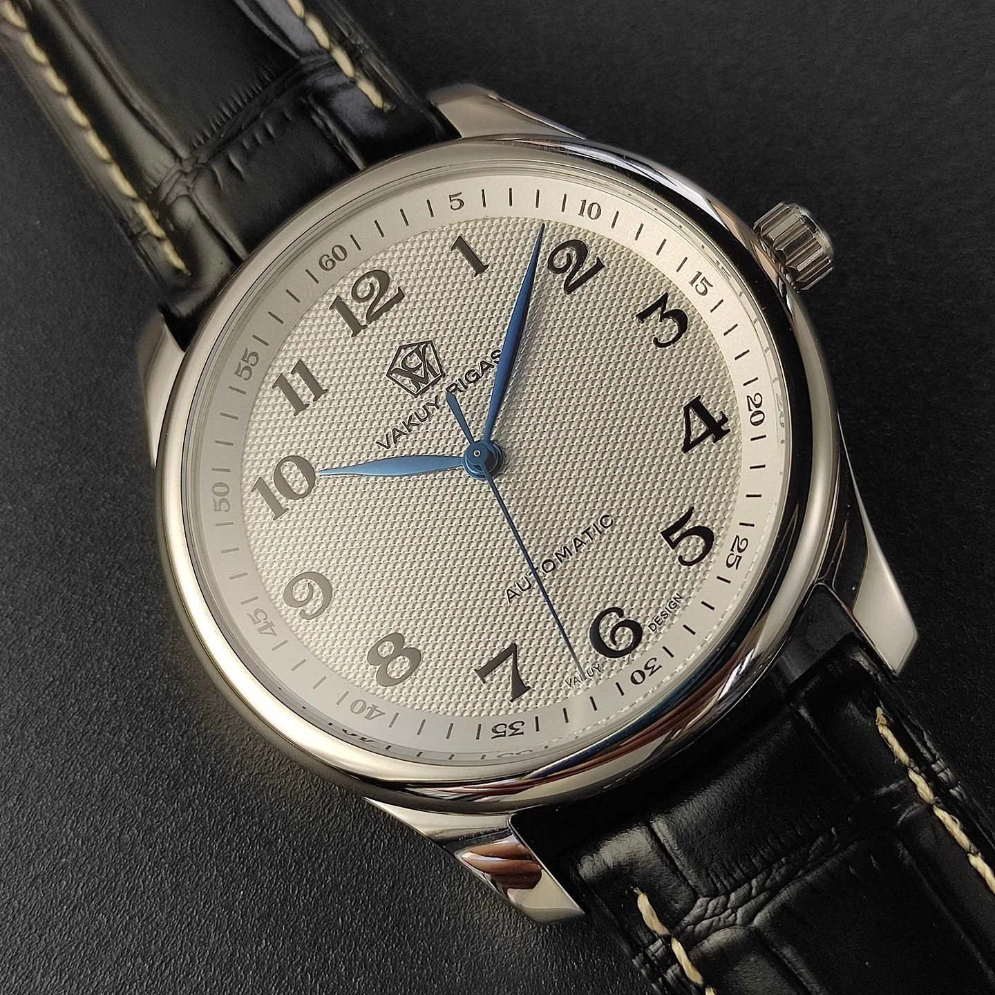 Reloj con forma de cuenco de cuarzo para hombre, 40MM, segundos de barrido, Meishi Business, cara de nube auspiciosa, movimiento japonés VH31 plateado con necesidad azul