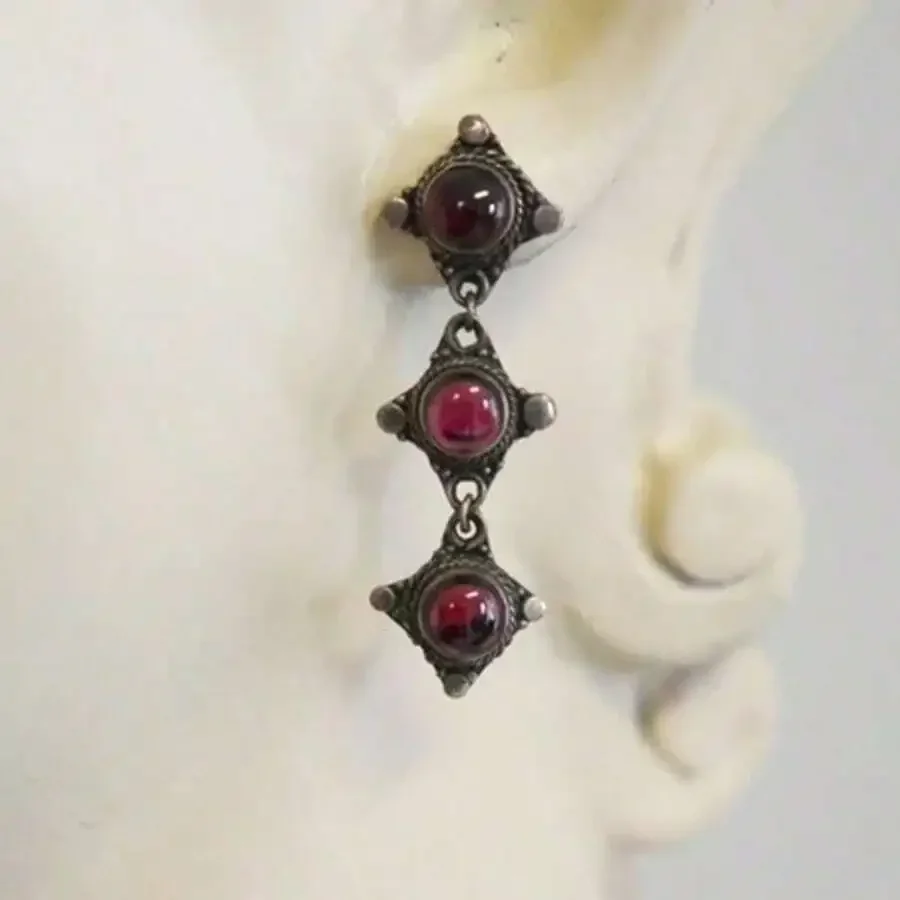 

Dark Retro Ruby Inlaid Long Drop Earrings Gothic Vintage Style
