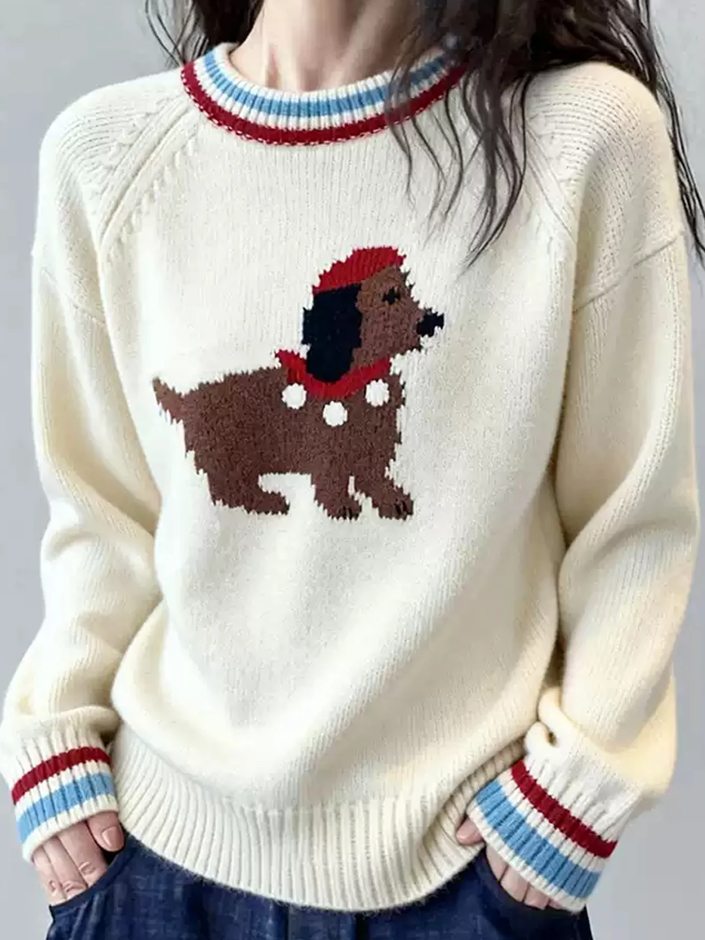 Faionable Long Sve Camere Sweater with Cartoon Pattern Design Age-Defng Trendy Knitted Top for Young Women in Winter