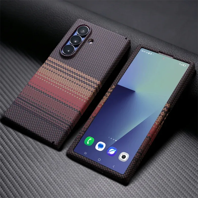 Etui z włókna węglowego z zawiasem PC, chroniące ekran, do Samsung Galaxy Z Fold 8Ultra 7 6 5 4, z magnetycznym mocowaniem do bezprzewodowego ładowania. — zdjęcie produktu 2