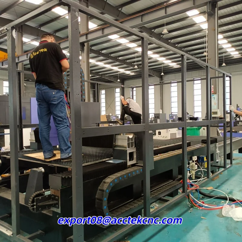 Fully Enclosed Design Fiber Laser Cutting Machine 1500W Optional Gantry For Industrial Steel Iron Aluminum Plate Processing